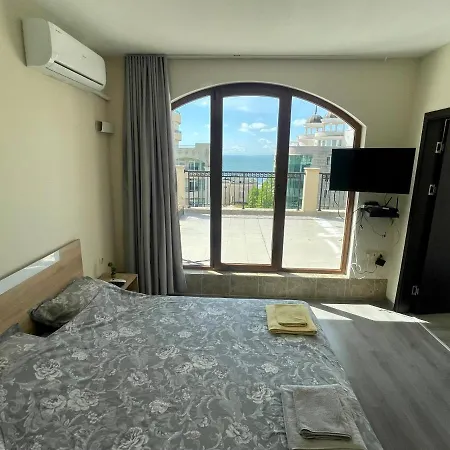 Nereya Palace شقة