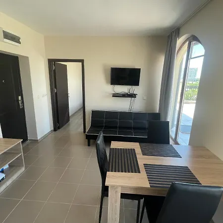 Nereya Palace Apartamento